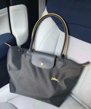 LONGCHAMP Lightweight Shoulder Bag